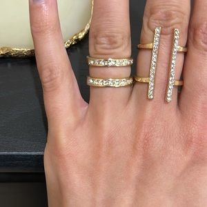 Rose gold sparkly ring set Size 6 and 7